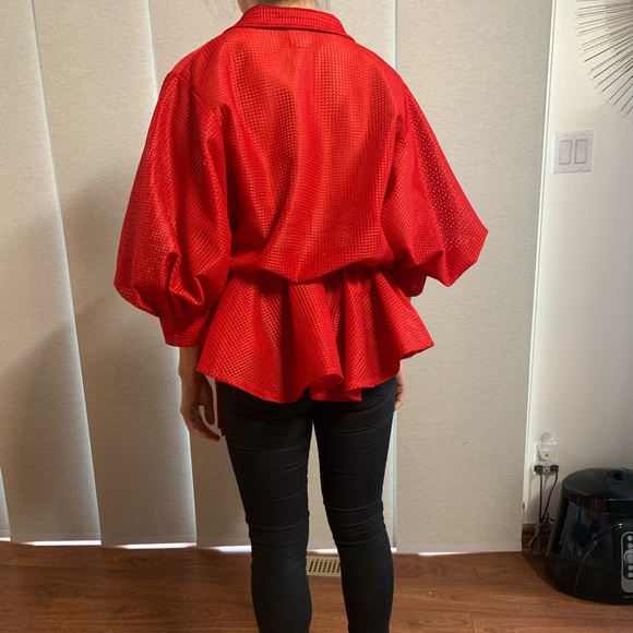 Red statement top - Picture 2 of 2